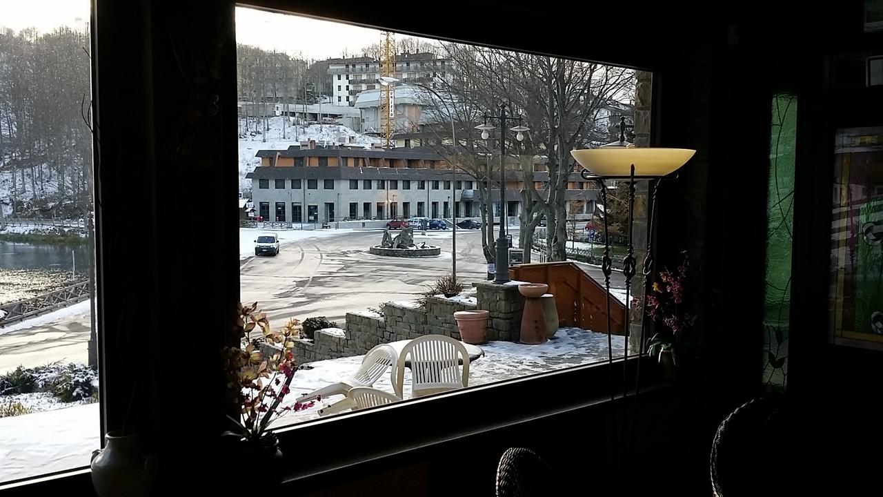 Albergo Diana Cerreto Laghi Exteriör bild