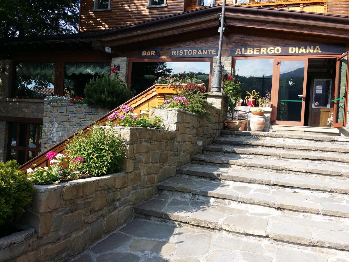 Albergo Diana Cerreto Laghi Exteriör bild
