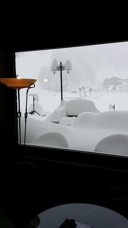 Albergo Diana Cerreto Laghi Exteriör bild