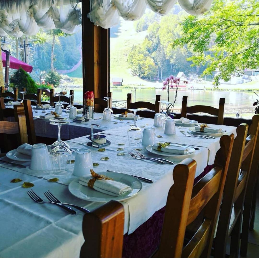 Albergo Diana Cerreto Laghi Exteriör bild