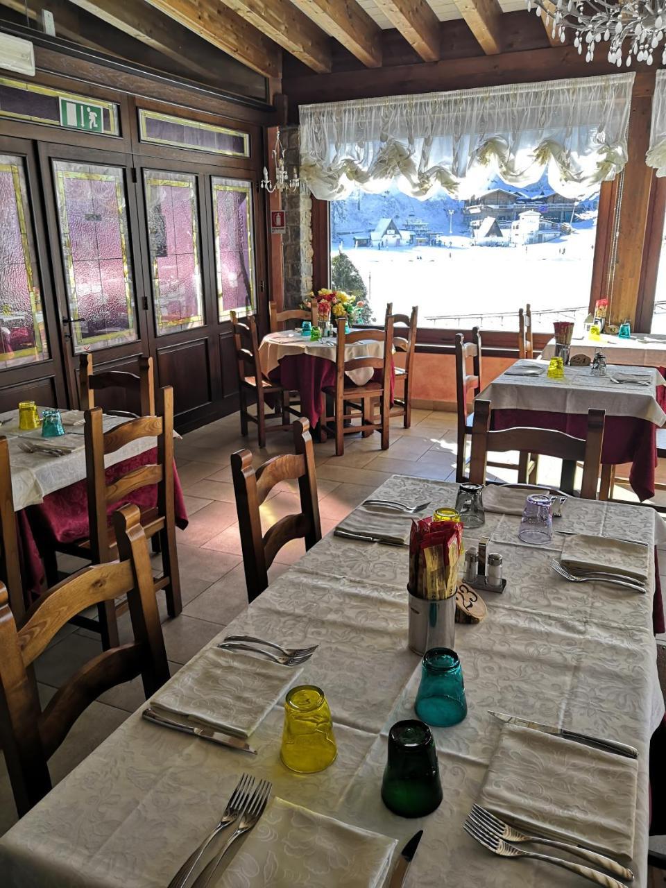 Albergo Diana Cerreto Laghi Exteriör bild